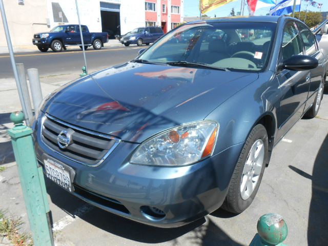 2002 Nissan Altima Pickupslt Quad Cab SWB 4WD 4x4 Truck