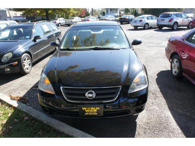 2002 Nissan Altima Pickupslt Quad Cab SWB 4WD 4x4 Truck