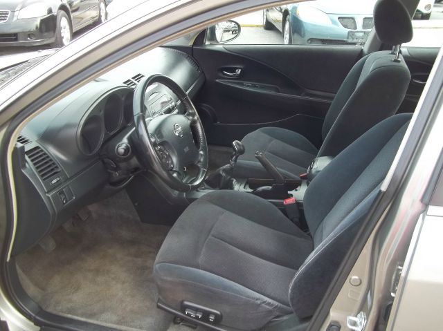 2002 Nissan Altima LE