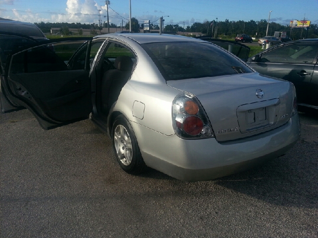 2002 Nissan Altima Unknown