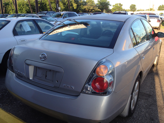 2002 Nissan Altima Pickupslt Quad Cab SWB 4WD 4x4 Truck