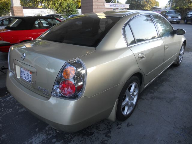 2002 Nissan Altima LE