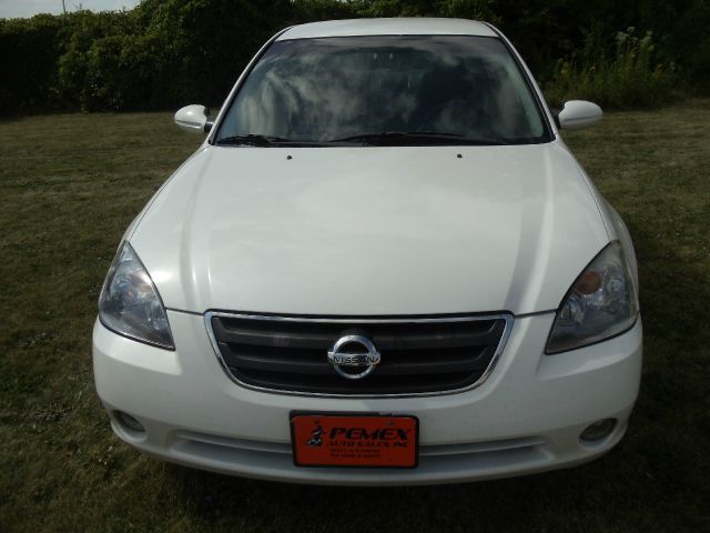 2002 Nissan Altima Pickupslt Quad Cab SWB 4WD 4x4 Truck