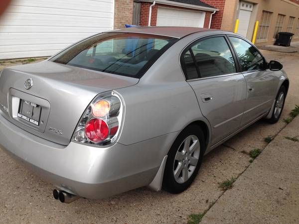 2002 Nissan Altima Pickupslt Quad Cab SWB 4WD 4x4 Truck