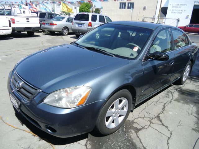 2002 Nissan Altima Pickupslt Quad Cab SWB 4WD 4x4 Truck