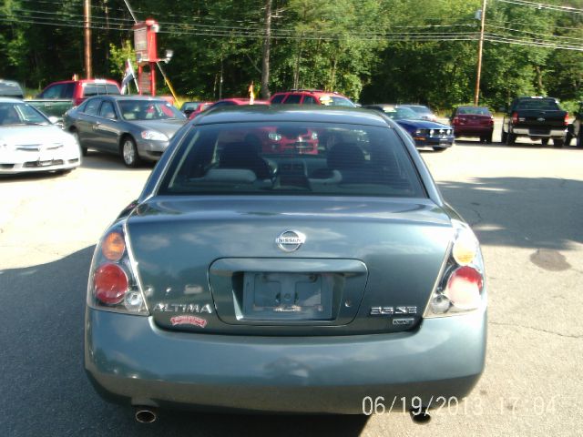 2002 Nissan Altima LE