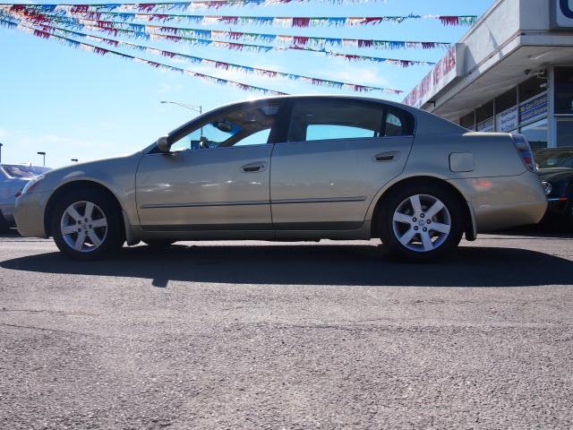 2002 Nissan Altima Pickupslt Quad Cab SWB 4WD 4x4 Truck