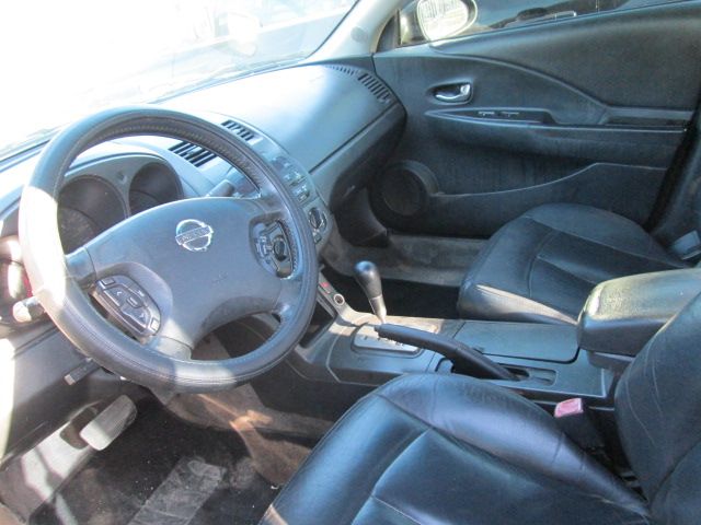 2002 Nissan Altima Unknown