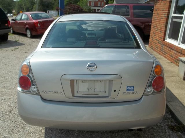 2003 Nissan Altima SLT Quad Cab 2WD