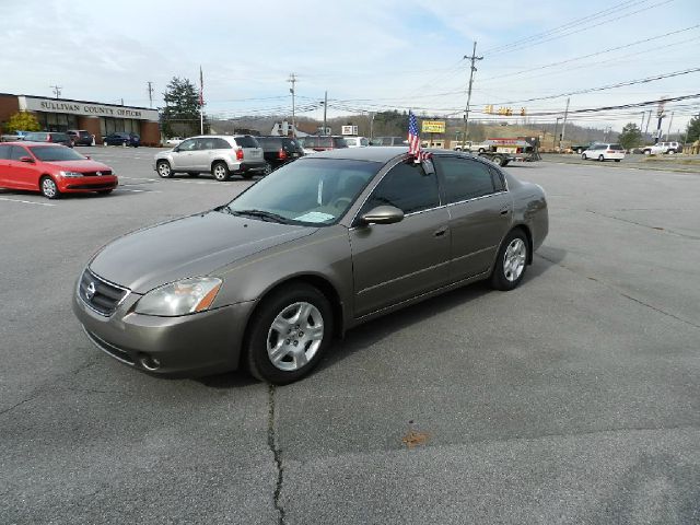 2003 Nissan Altima Pickupslt Quad Cab SWB 4WD 4x4 Truck