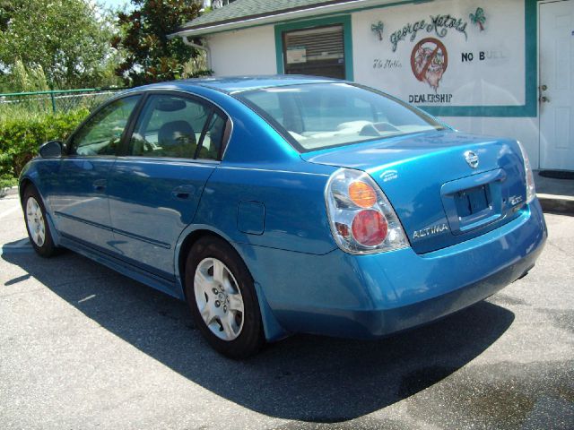 2003 Nissan Altima Pickupslt Quad Cab SWB 4WD 4x4 Truck