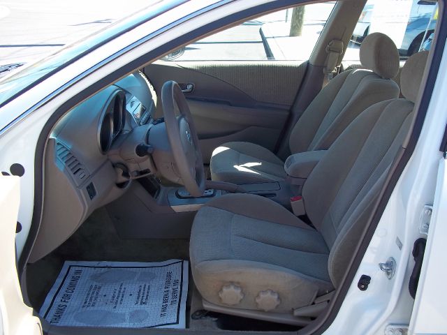 2003 Nissan Altima Pickupslt Quad Cab SWB 4WD 4x4 Truck