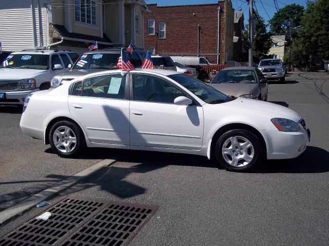 2003 Nissan Altima Pickupslt Quad Cab SWB 4WD 4x4 Truck