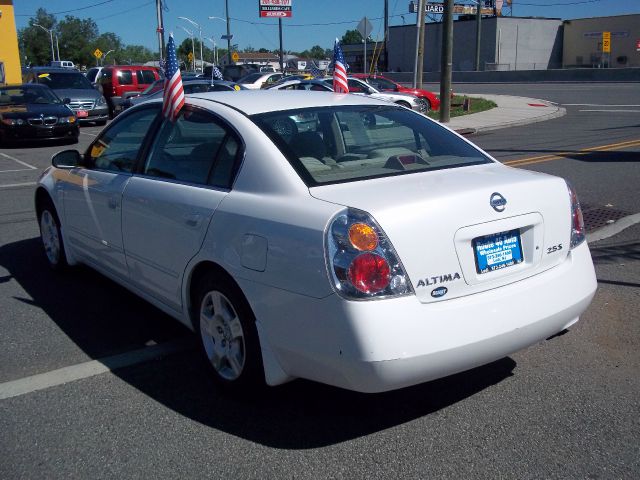 2003 Nissan Altima Pickupslt Quad Cab SWB 4WD 4x4 Truck