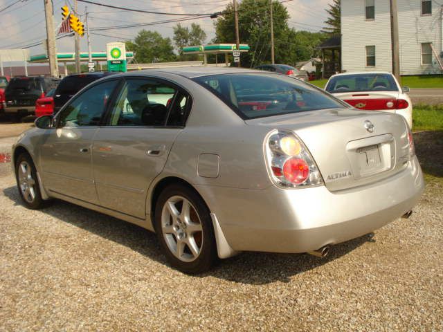 2003 Nissan Altima LE