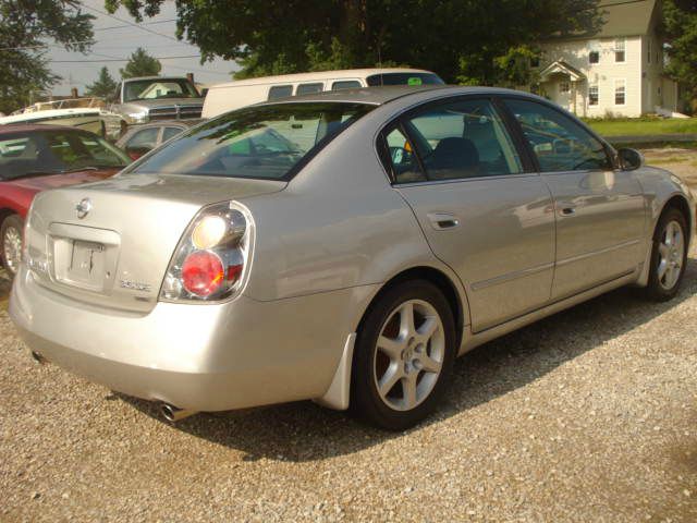 2003 Nissan Altima LE