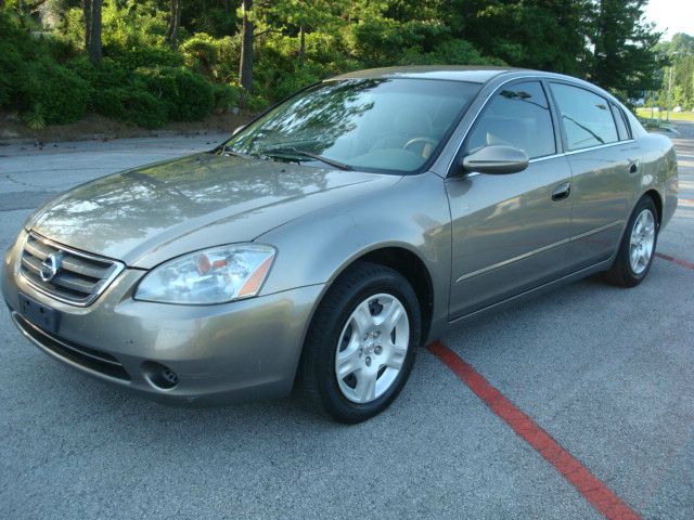 2003 Nissan Altima Pickupslt Quad Cab SWB 4WD 4x4 Truck