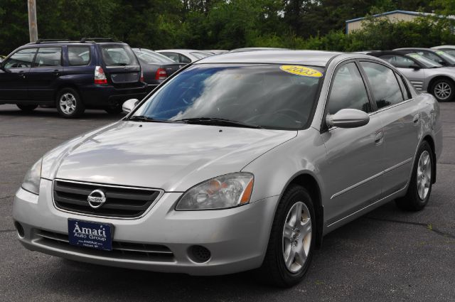 2003 Nissan Altima Pickupslt Quad Cab SWB 4WD 4x4 Truck