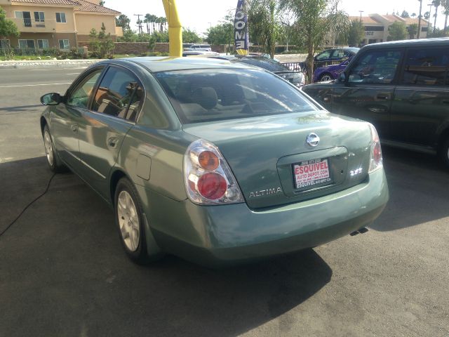 2003 Nissan Altima Pickupslt Quad Cab SWB 4WD 4x4 Truck