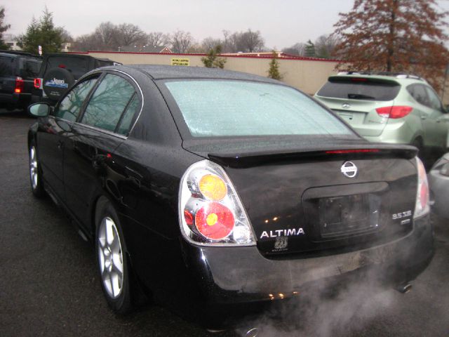 2003 Nissan Altima LE