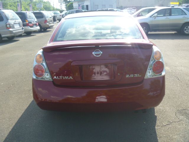 2003 Nissan Altima SLT Quad Cab 2WD