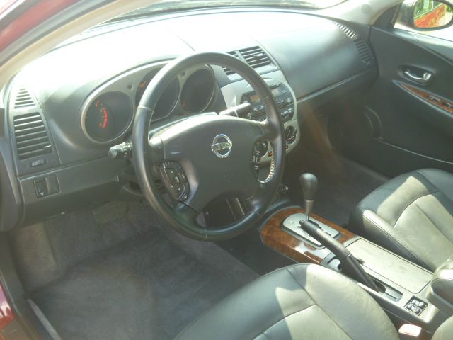 2003 Nissan Altima SLT Quad Cab 2WD