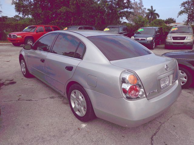 2003 Nissan Altima Unknown