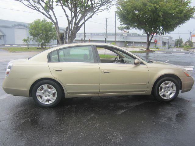 2003 Nissan Altima SLT Quad Cab 2WD