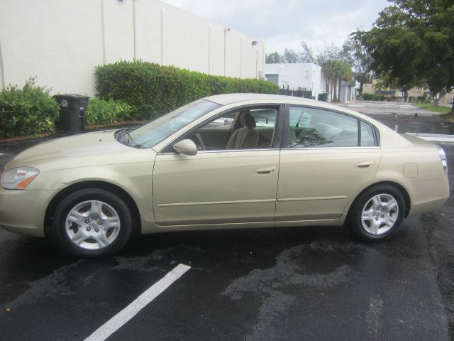 2003 Nissan Altima SLT Quad Cab 2WD