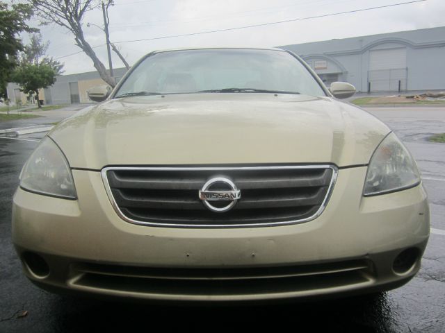 2003 Nissan Altima SLT Quad Cab 2WD