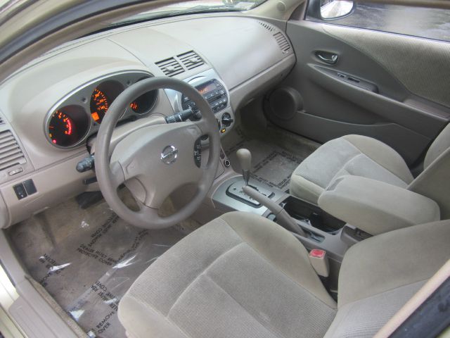 2003 Nissan Altima SLT Quad Cab 2WD