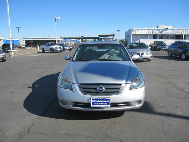 2003 Nissan Altima LE