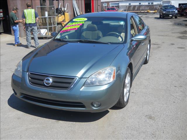 2003 Nissan Altima LE