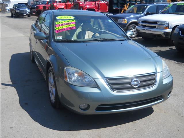 2003 Nissan Altima LE