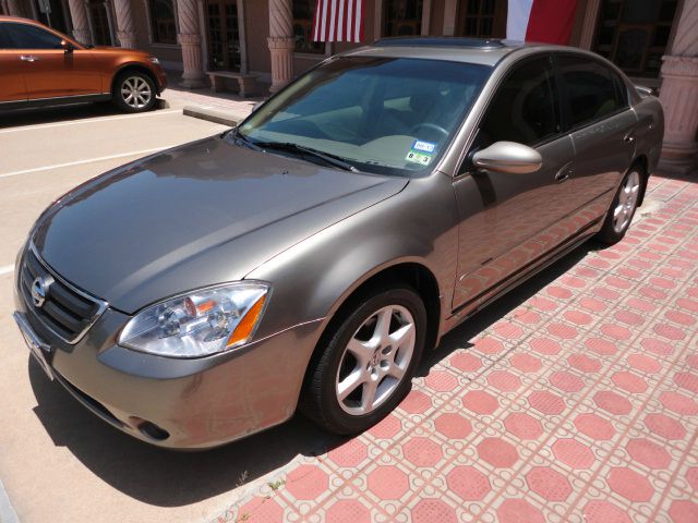 2003 Nissan Altima LE