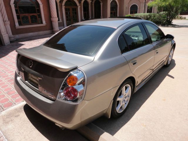 2003 Nissan Altima LE