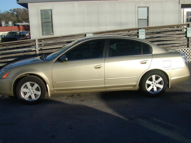 2003 Nissan Altima LS S