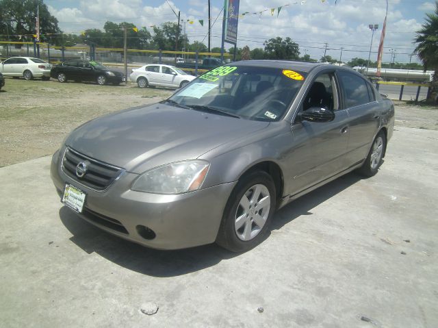 2003 Nissan Altima Pickupslt Quad Cab SWB 4WD 4x4 Truck