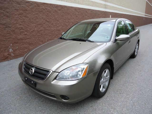 2003 Nissan Altima Pickupslt Quad Cab SWB 4WD 4x4 Truck