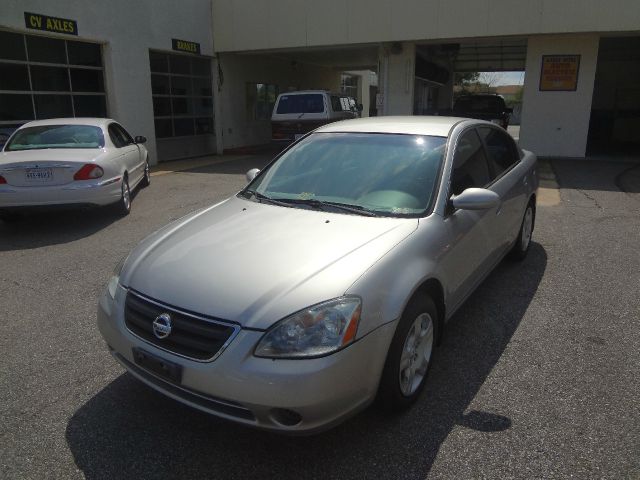 2003 Nissan Altima Pickupslt Quad Cab SWB 4WD 4x4 Truck