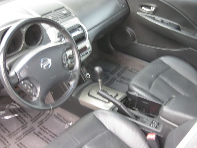 2003 Nissan Altima LE