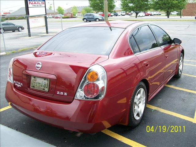 2003 Nissan Altima Unknown