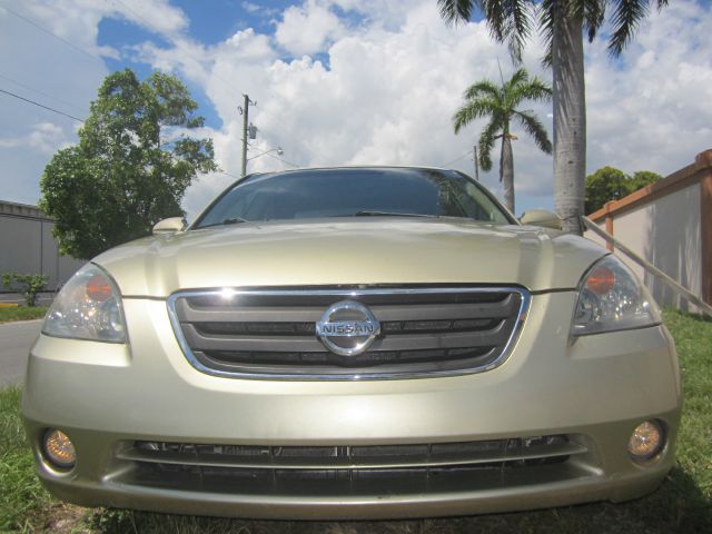 2003 Nissan Altima LE