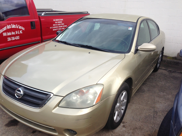 2003 Nissan Altima Pickupslt Quad Cab SWB 4WD 4x4 Truck