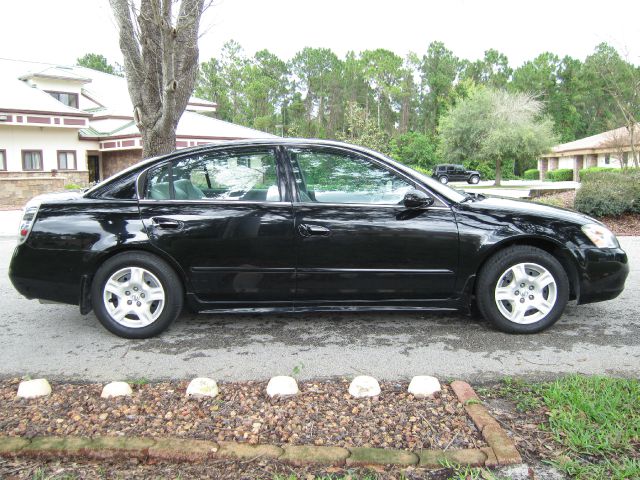 2003 Nissan Altima Pickupslt Quad Cab SWB 4WD 4x4 Truck