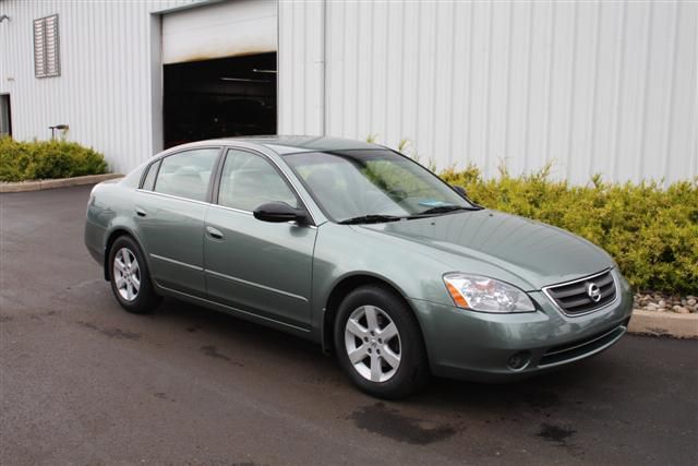 2003 Nissan Altima Pickupslt Quad Cab SWB 4WD 4x4 Truck