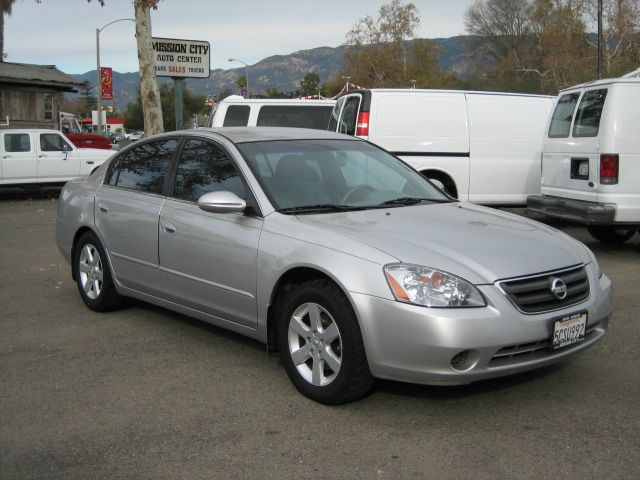 2003 Nissan Altima Pickupslt Quad Cab SWB 4WD 4x4 Truck