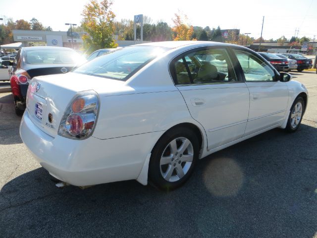 2003 Nissan Altima SLT Quad Cab 2WD