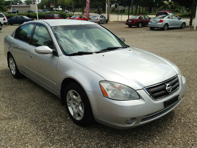 2003 Nissan Altima Pickupslt Quad Cab SWB 4WD 4x4 Truck