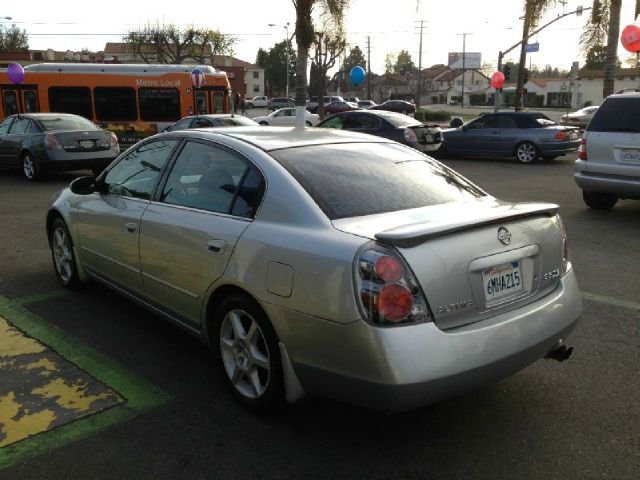 2003 Nissan Altima LE